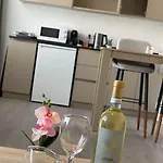 アパートホテル Weseler Wirtshaus ヴェーゼル