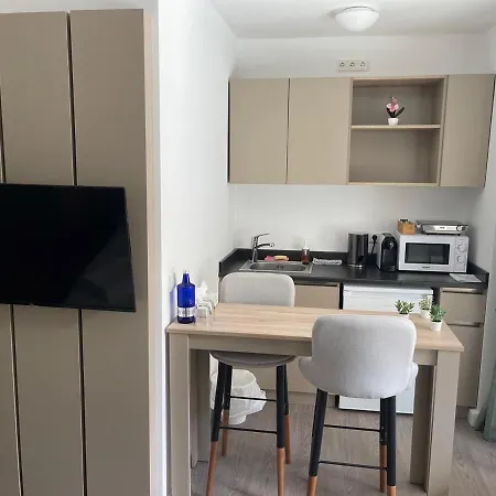 Weseler Wirtshaus Hotel apartamentowy 3*