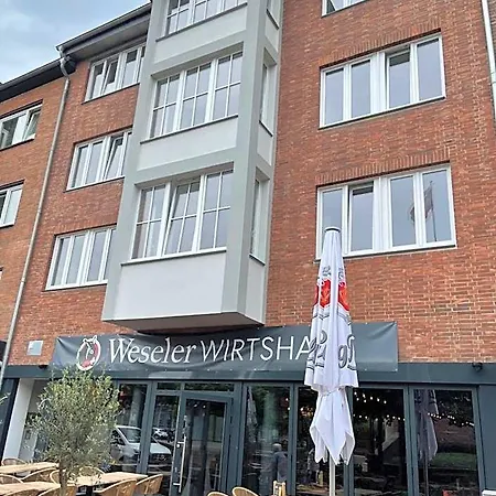 מלון דירות Weseler Wirtshaus וזל